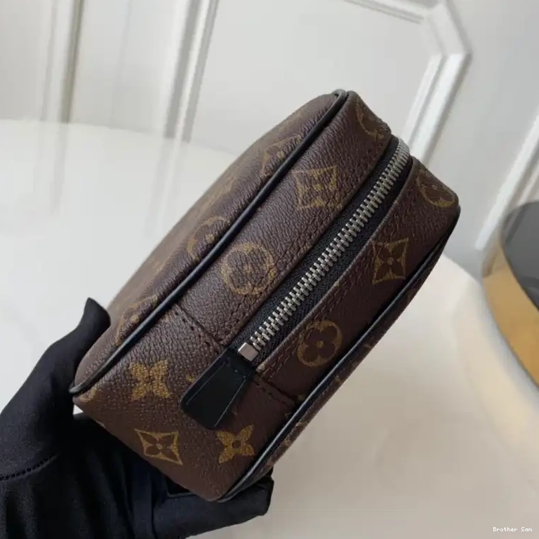 Brother Sam Yupoo Bags 19B5790076 LV 0415